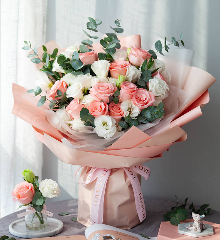 宝鸡女朋友妈妈过生日，送花应该怎么选？